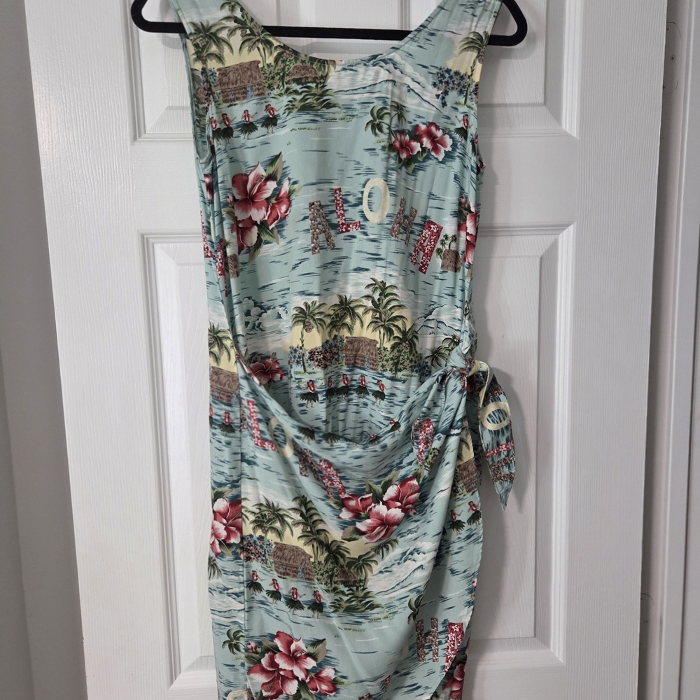 Hilo Hattie Vintage Hawaiian Floral Aloha Midi Faux Wrap Dress. Beach Vacation.